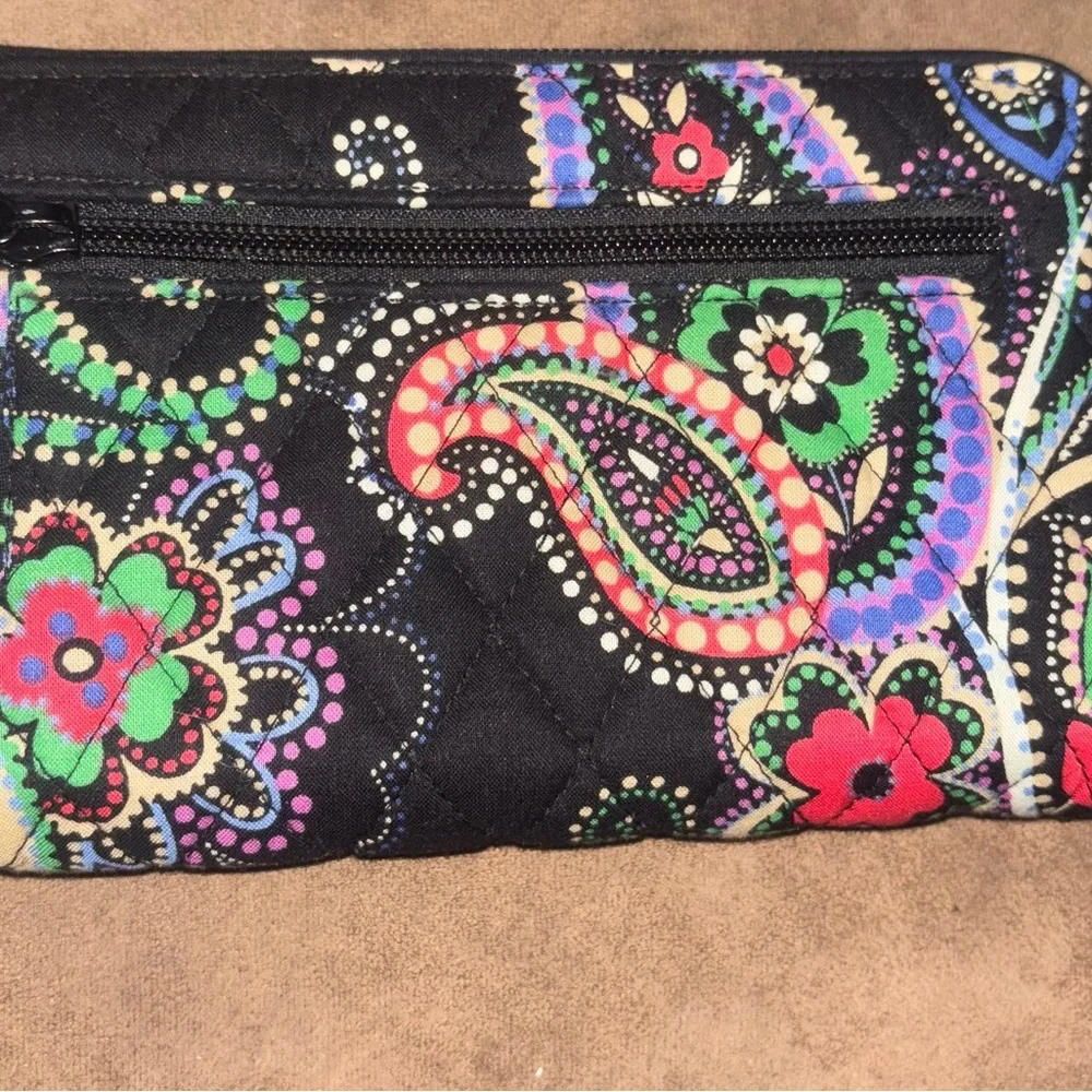 Vera Bradley Kiev Paisley Tote w/ wallet - Picture 2 of 6